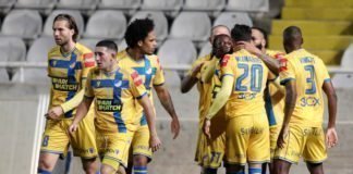 Κι όμως, βλέπει φως στην άκρη του τούνελ