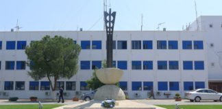 Στην Αστυνομία