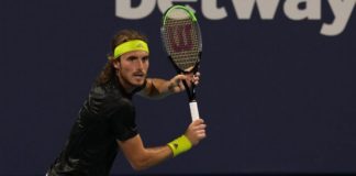 Άνετα στους «8» του Miami Open ο Τσιτσιπάς