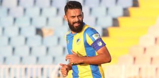 Περιμένουν… στη γωνιά για Ζαχίντ