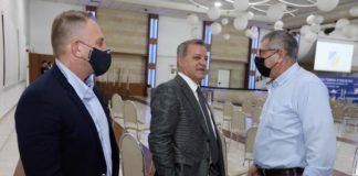 Από τα λόγια στις πράξεις