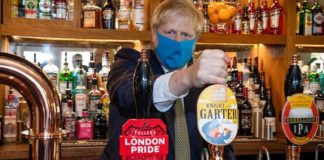 Ο Μπόρις Τζόνσον «βλέπει»… Αγγλία στον τελικό!