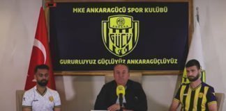 Μ’ ένα σμπάρο δυο τρυγόνια