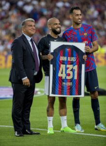 Σόου Λεβαντόβσκι με ένα γκολ και δύο ασίστ 1 alves barcelona