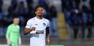 Οδηγεί την κούρσα ο Ζάιρο/ Τα κανόνια του πρωταθλήματος