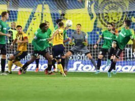 Οι ενδεκάδες στο Μακάρειο