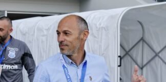 Κερδίζει ανανέωση με το «σπαθί» του ο Αντόνε