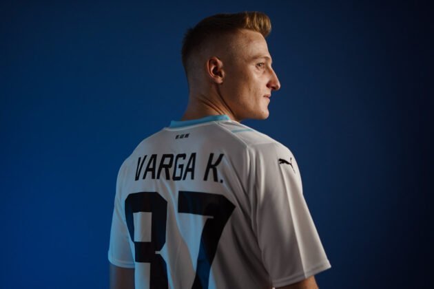 KEVIN VARGA 8