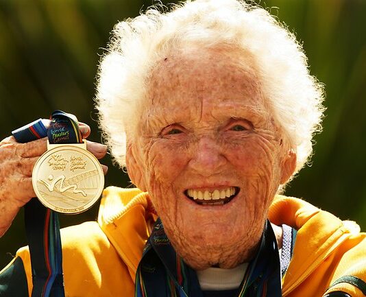 Σαν σήμερα: Η Σούπερ γιαγιά έγραψε ιστορία!