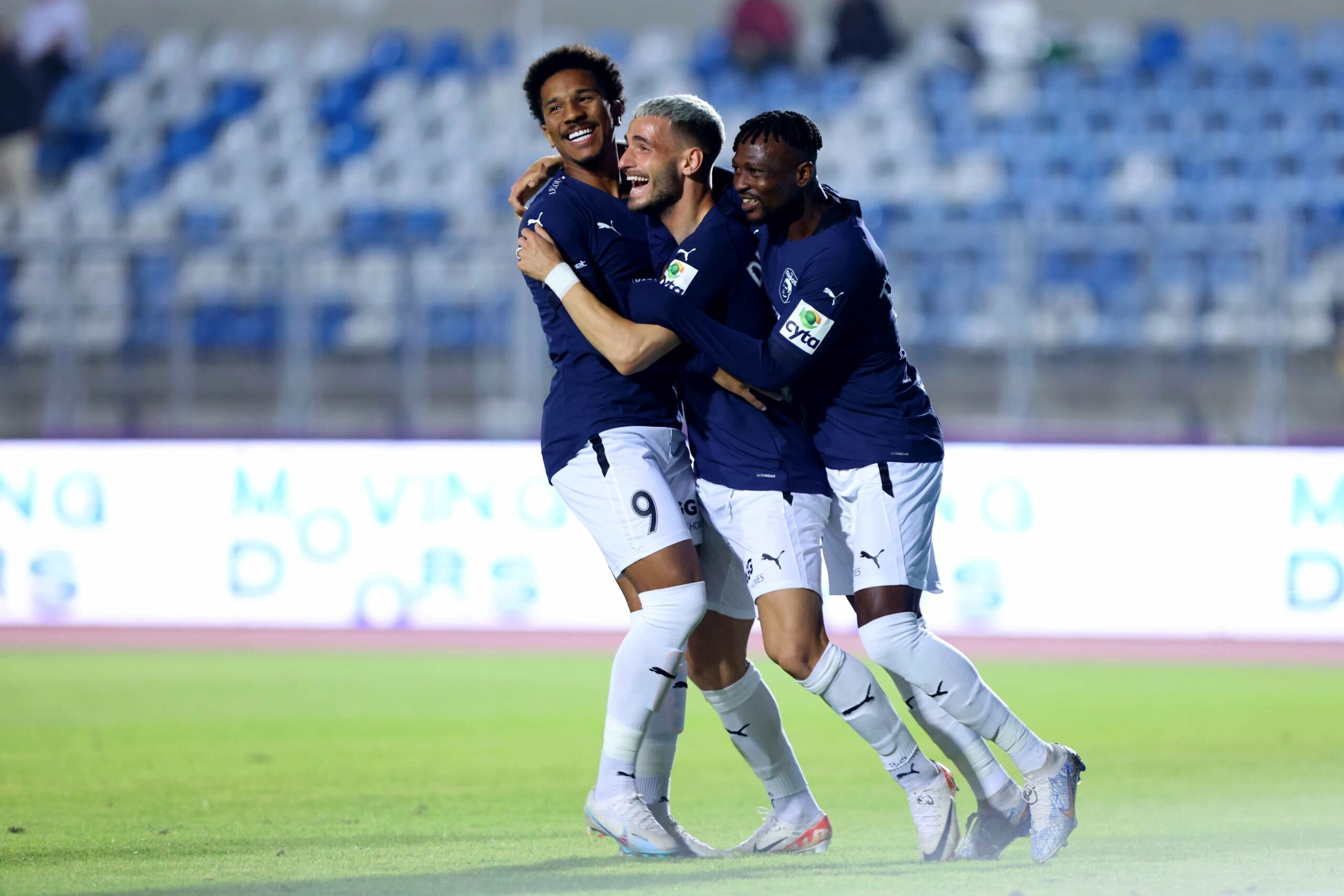 Πάφος FC: Ετοιμάζεται για η Νέα Σαλαμίνα (βίντεο) Πάφος FC: Ετοιμάζεται για η Νέα Σαλαμίνα (βίντεο)