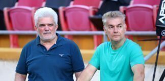 Να πάει να κάνει τι στη Βουλή ο Παπασταύρου;