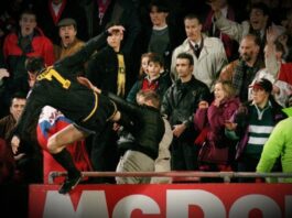 Σαν σήμερα: Η… κλωτσιά του Ερίκ Καντονά