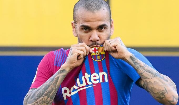 fc barcelona unveil new signing dani alves