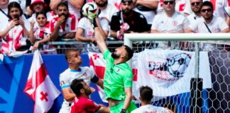 Έπεσε στο τείχος του Μαμαρντασβίλι και μπήκε σε μπελάδες η Τσεχία!