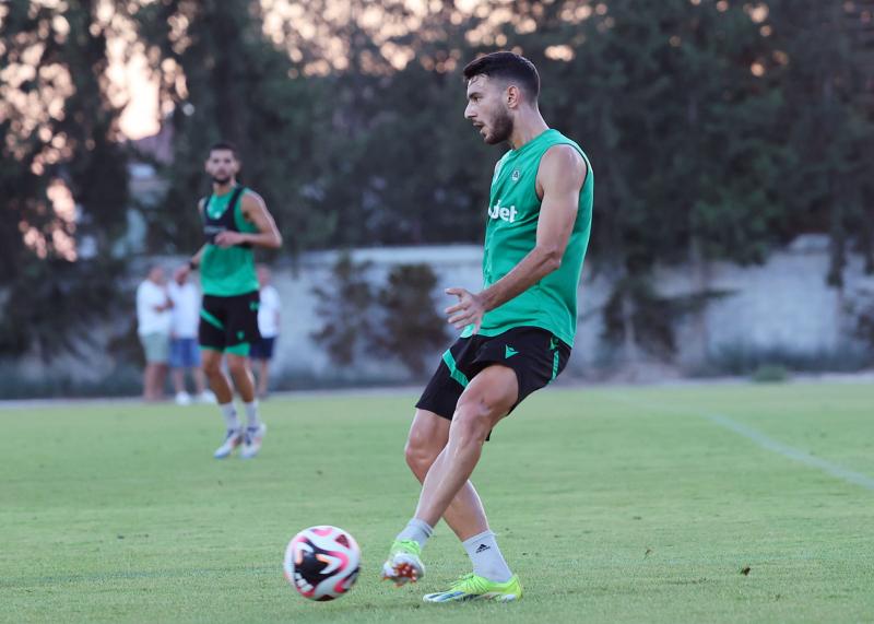 455613983 852393786992726 3032774884925006120 n 1