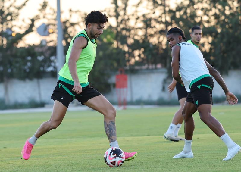 455777847 852394400325998 5772521127672279336 n