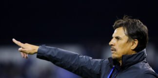 Κρις Κόλμαν: Πρώτη φορά μου έτυχε παιχνίδι να σταματά τόσες πολλές φορές…