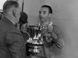 Σαν σήμερα: «Έφυγε» ο Σερ Στάνλεϊ Μάθιους (23/2)