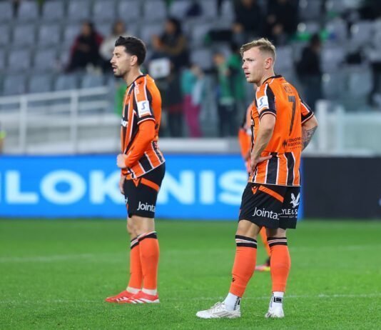 ΑΠΟΕΛ: Μέσα σε όλα έχει και «αιώνιο»