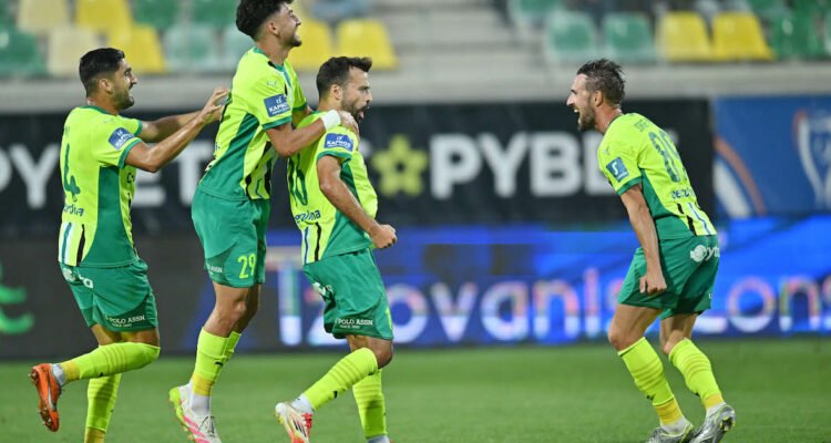 aek
