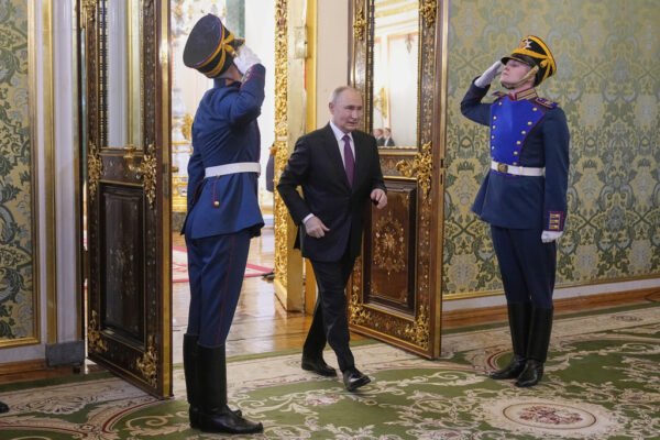 russia 600x400 DloQuE
