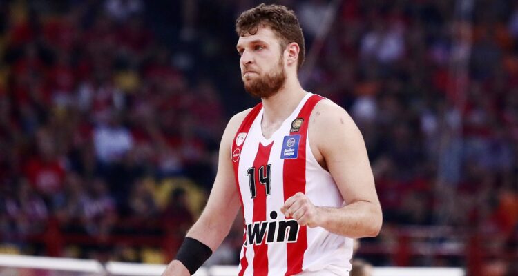 vezenkov Olympiakos