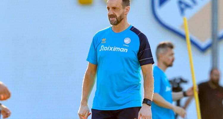 Μετράει αντίστροφα η Εθνική μας