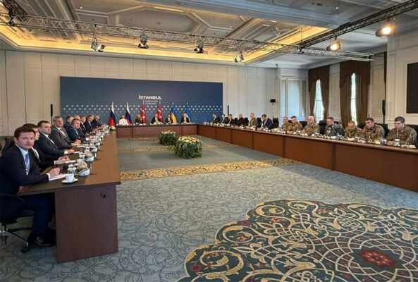 ukrainerussia 593x400 JDAUV1