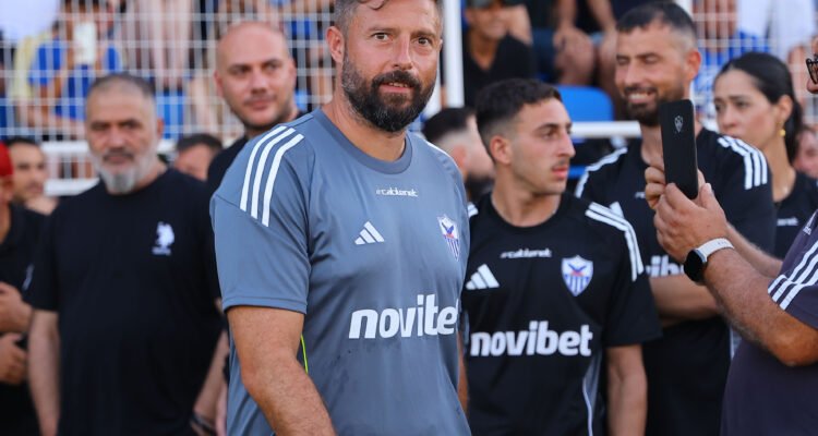 19 ANAG4 2