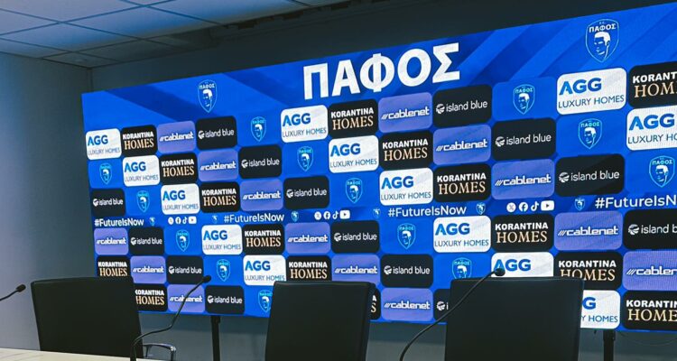 Ζωντανά η διάσκεψη της Πάφου ενόψει Μακάμπι