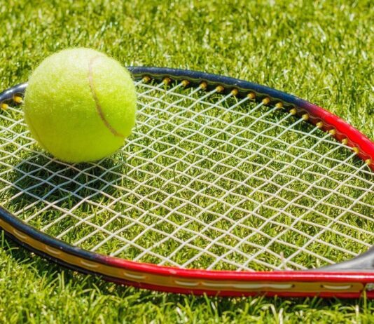 TV: Ρακέτες και… άλογα!