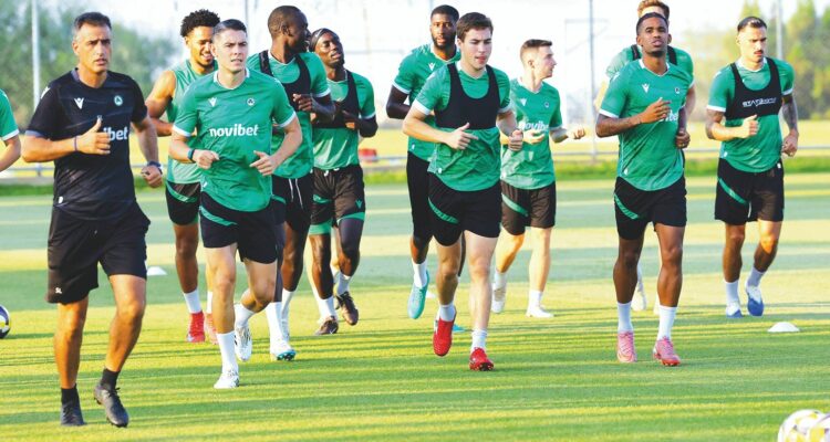 Μετρούν αντίστροφα στην Ομόνοια Μετρούν αντίστροφα στην Ομόνοια
