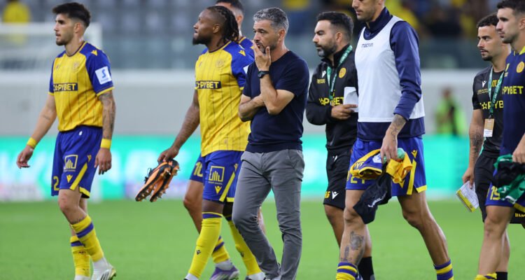 Τελικά το πρόβλημα στην ΑΕΛ ήταν ο Τραμετσάνι; 1 SSAK4213