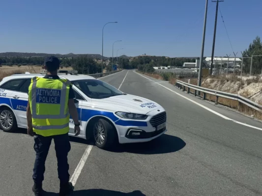 Θανατηφόρο τροχαίο στην Αυδήμου: Κλειστός ο δρόμος προς Ανώγυρα 2 astinomia highway 1536x11521 1 533x400 NB2Fg7