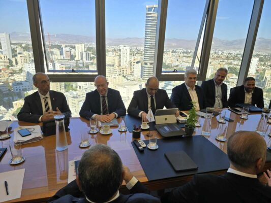 ata 3 533x400 gbYmty