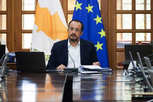 ΑΚΕΛ κατά Χριστοδουλίδη: «Η κυβέρνηση αποφεύγει να φορολογήσει τα μεγάλα εισοδήματα» 2 cache 780x1200 Analog medium 8940309 353580 270820251206031 IqlMhH