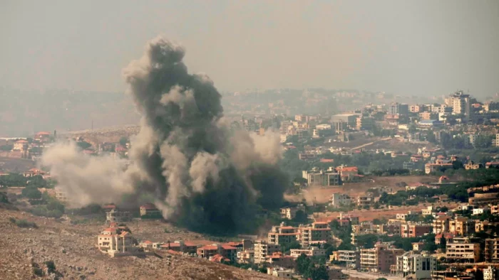 israel lebanon 2 thumb1 700x394 FNlCdT