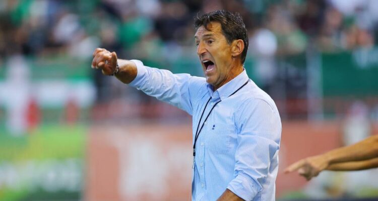 ΤΕΛΟΣ ο Γιανέφσκι!