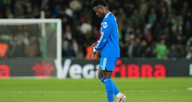 ap25327799570339 170523