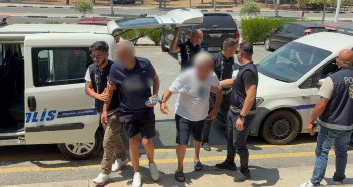 ek katexomena syllipsi 3 700x371 noydd6