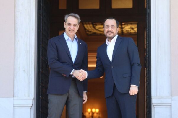mitsotakis xristodoulidis1 602x400 0DqdeI