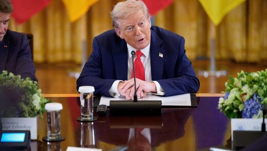 trump putin zelenski.2e16d0ba.fill 1600x9001 1 6GUrRU