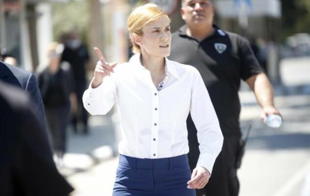 220621164245 anna aristotelous031 633x400 SgG8a5