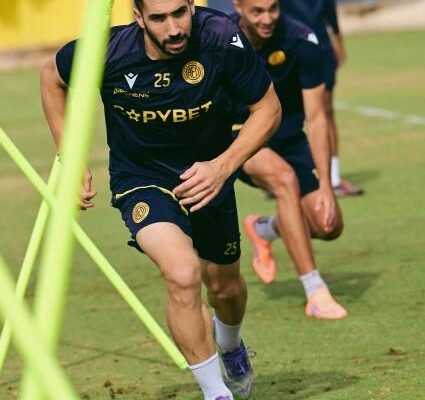 ΑΕΛ: Το φωτορεπορτάζ από τη σημερινή προπόνηση