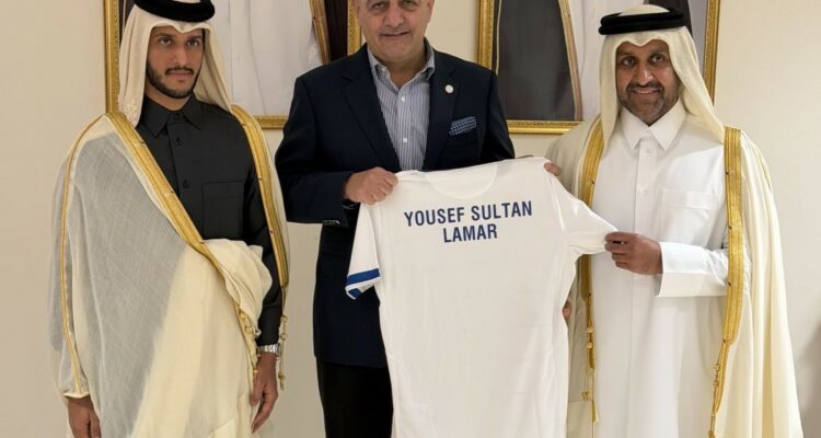 Η φανέλα της Εθνικής… και στο Κατάρ!