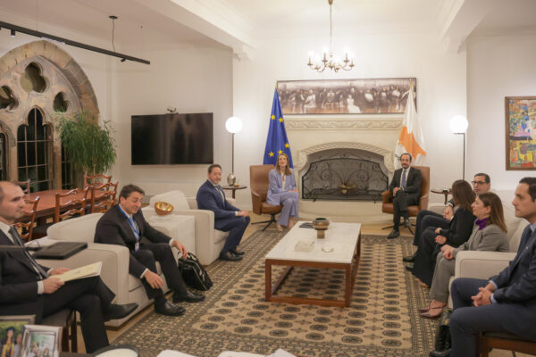 IMG 4950 600x400 kDpkwI