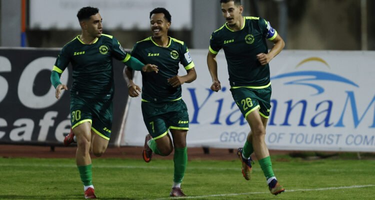 Ακρίτας: Άσε τους άλλους να λένε