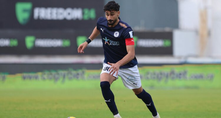 &Delta;ύ&omicron; &alpha;&pi;&omicron;&upsilon;&sigma;ί&epsilon;&sigmaf; &gamma;&iota;&alpha; &tau;&omicron;&nu; &Epsilon;&theta;&nu;&iota;&kappa;ό