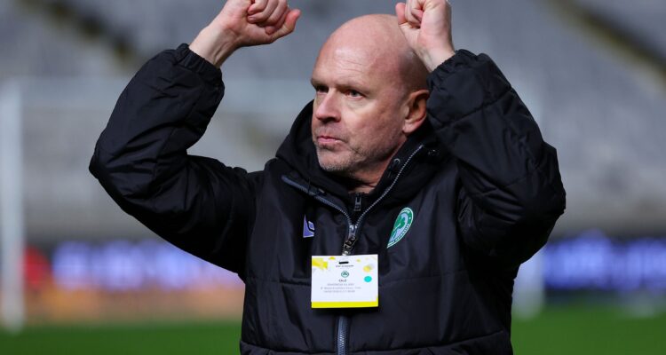 &Eta; &epsilon;&kappa;&alpha;&tau;&omicron;&sigma;&tau;ά&rho;&alpha; &tau;&omicron;&upsilon; &Mu;&pi;&epsilon;&rho;&gamma;&kappa;