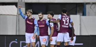 Πρώτη… νίκη